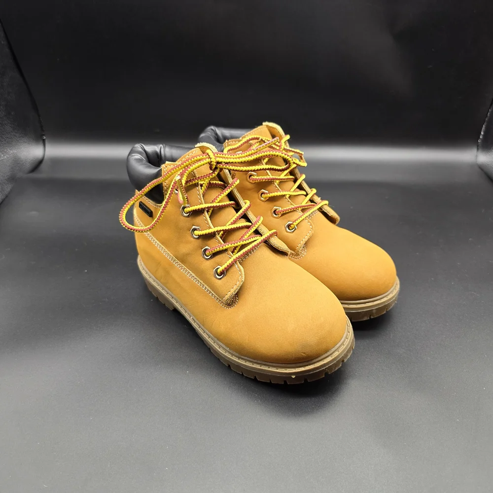 Trail Guide Boots - Picture 2 of 10